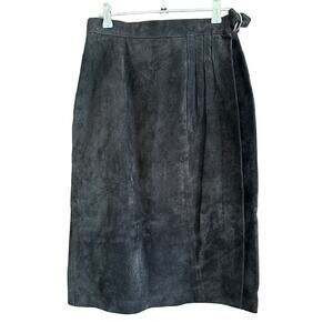 DANA BROOKE |  90s  Vintage 100% suede leather skirt knee length| Size 10